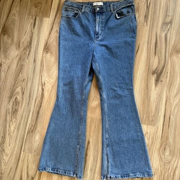 Abercrombie and Fitch Womens Blue Denim High-Rise Vintage Flare Jeans Slit Hem S - Picture 2 of 9